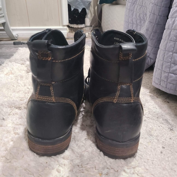 Red Wing Weekender Boots - Picture 4 of 6